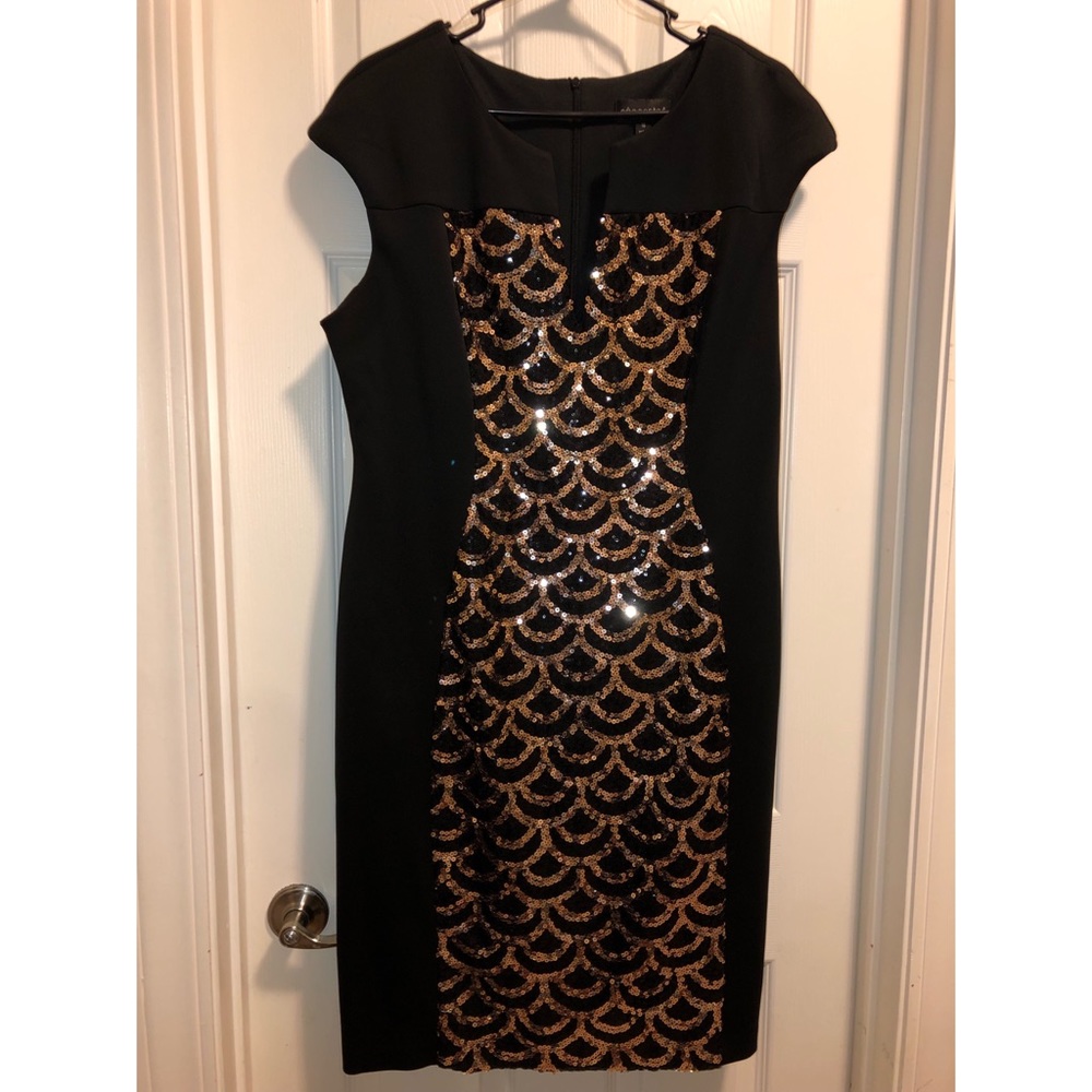 Sleeveless dress